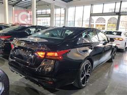 نيسان ألتيما